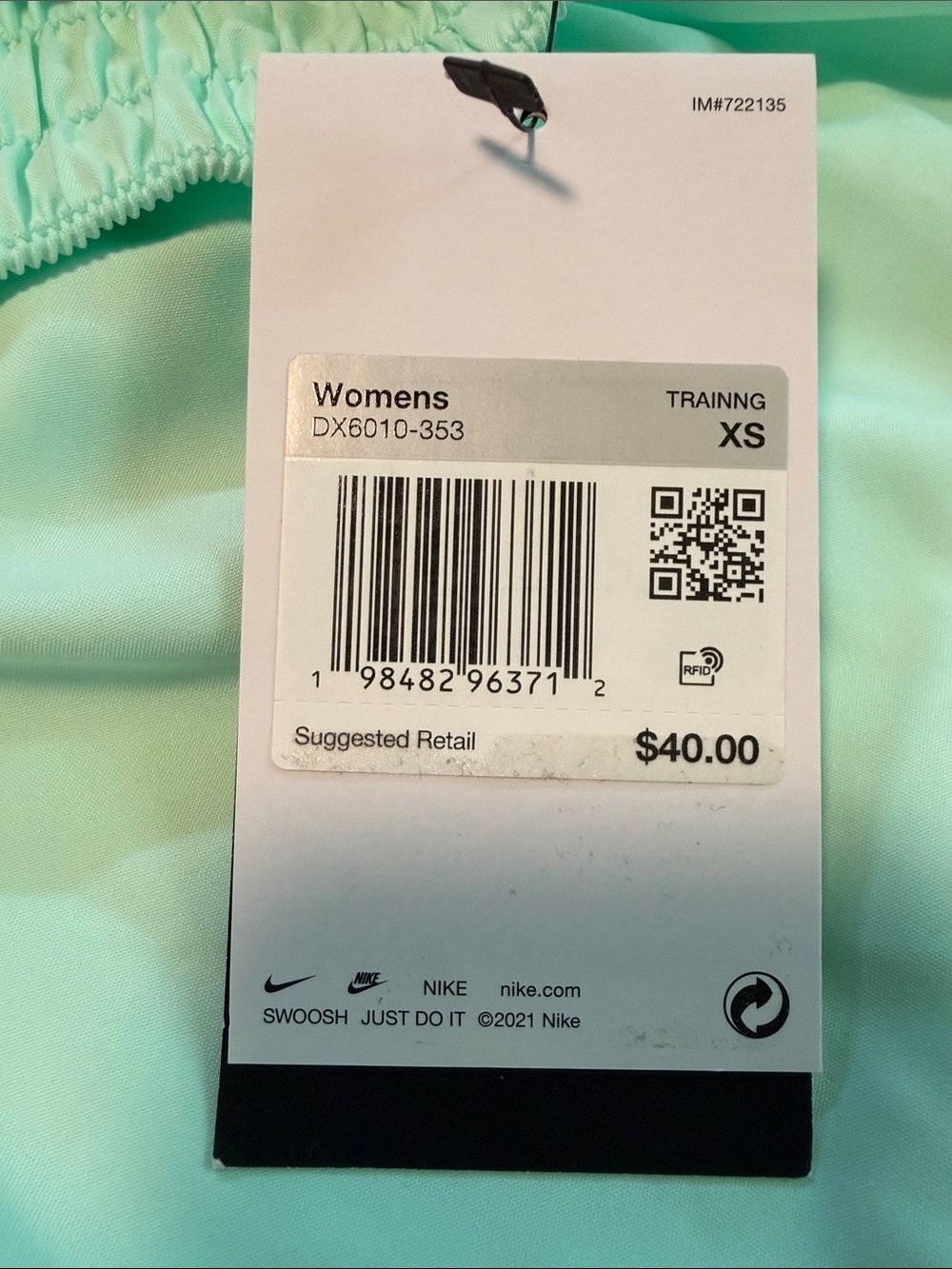 NWT Nike Women's One Dri-FIT Mid-Rise 3" Brief-Lined Shorts - Mint Foam - Picture 5 of 6